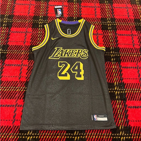 Brand new Kobe Bryant Jersey Los Angeles Lakers YOUTH  Stitched - Picture 2 of 3